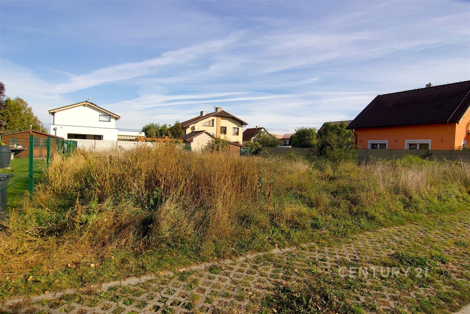 Prodej pozemku 592 m² - foto 1