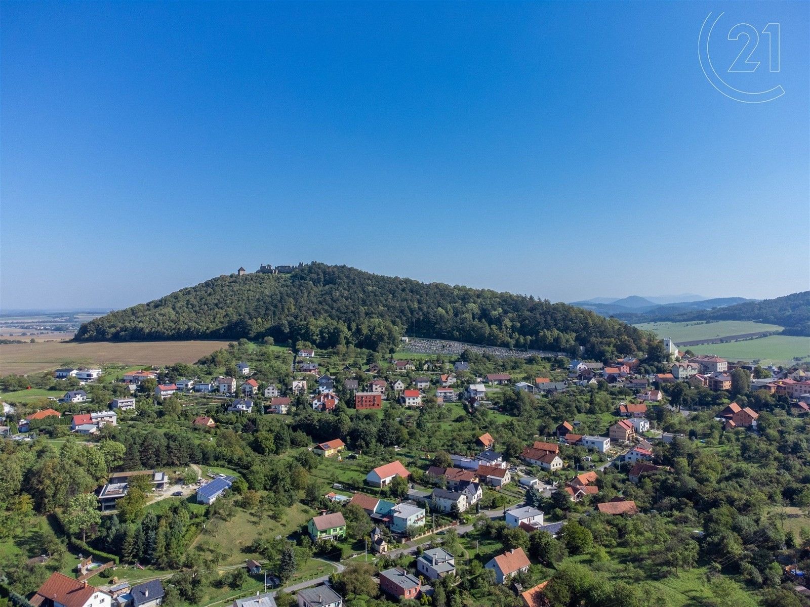 Prodej pozemku 1588 m² - foto 1