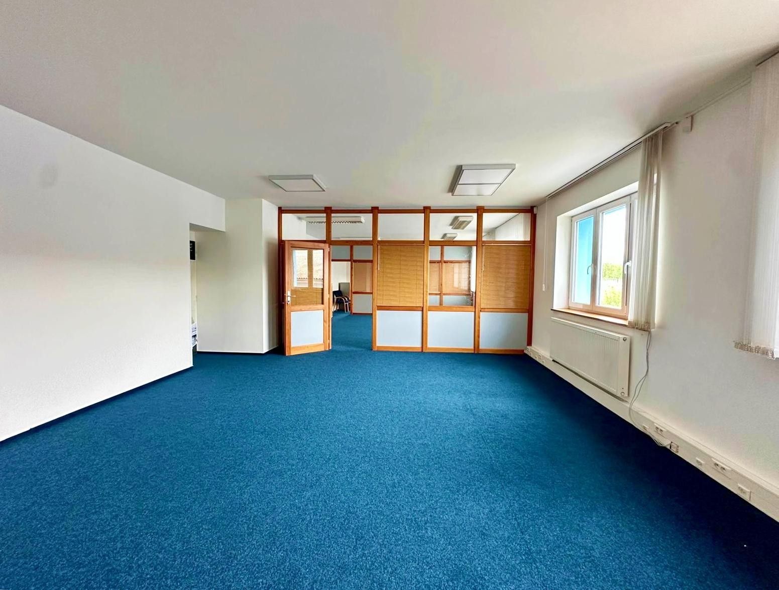 Pronájem komerčního prostoru 30 m² - foto 3
