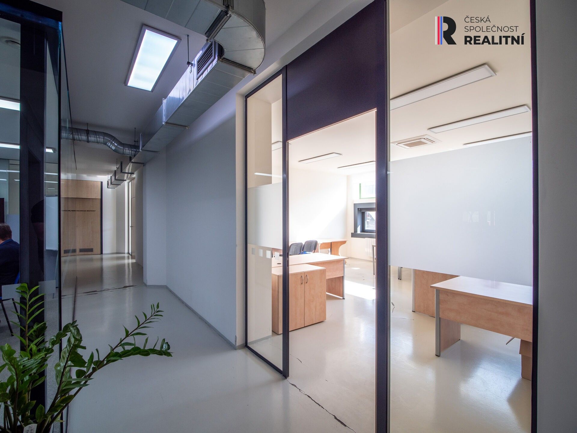 Pronájem komerčního prostoru 33 m² - foto 18