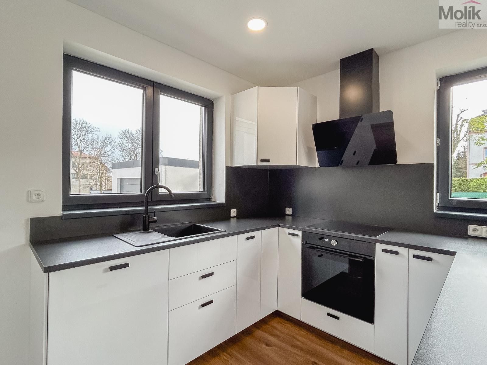 Pronájem domu 160 m² - foto 2
