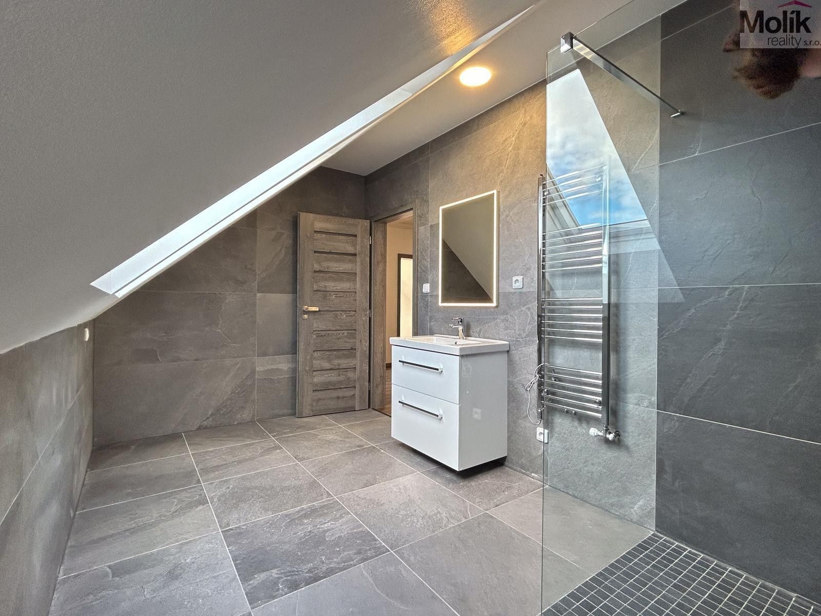 Pronájem domu 160 m² - foto 10