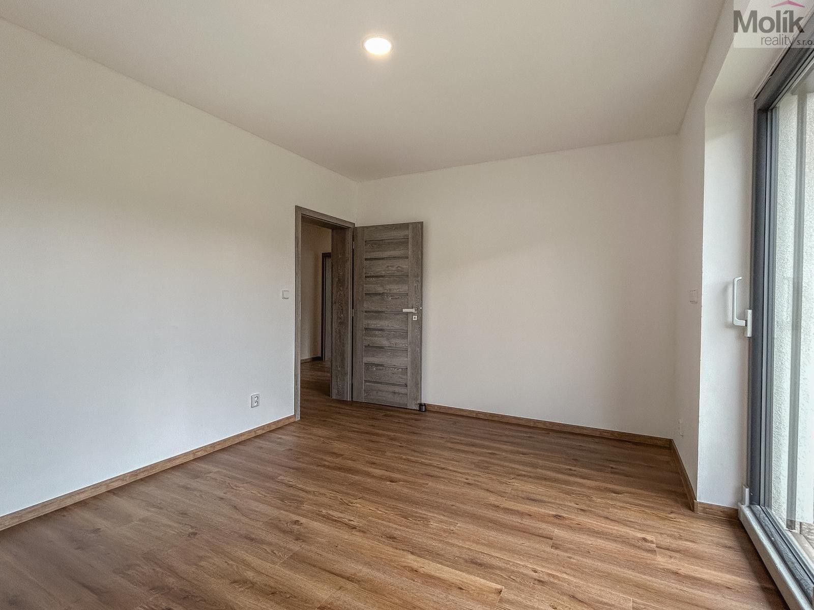 Pronájem domu 160 m² - foto 13
