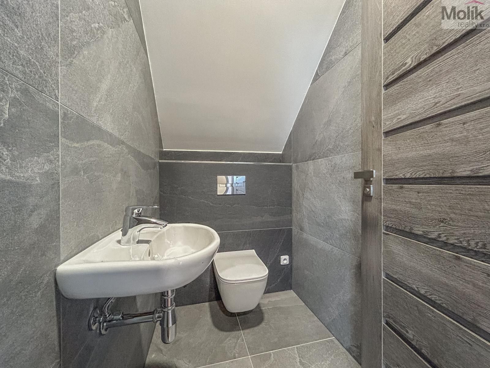 Pronájem domu 160 m² - foto 11