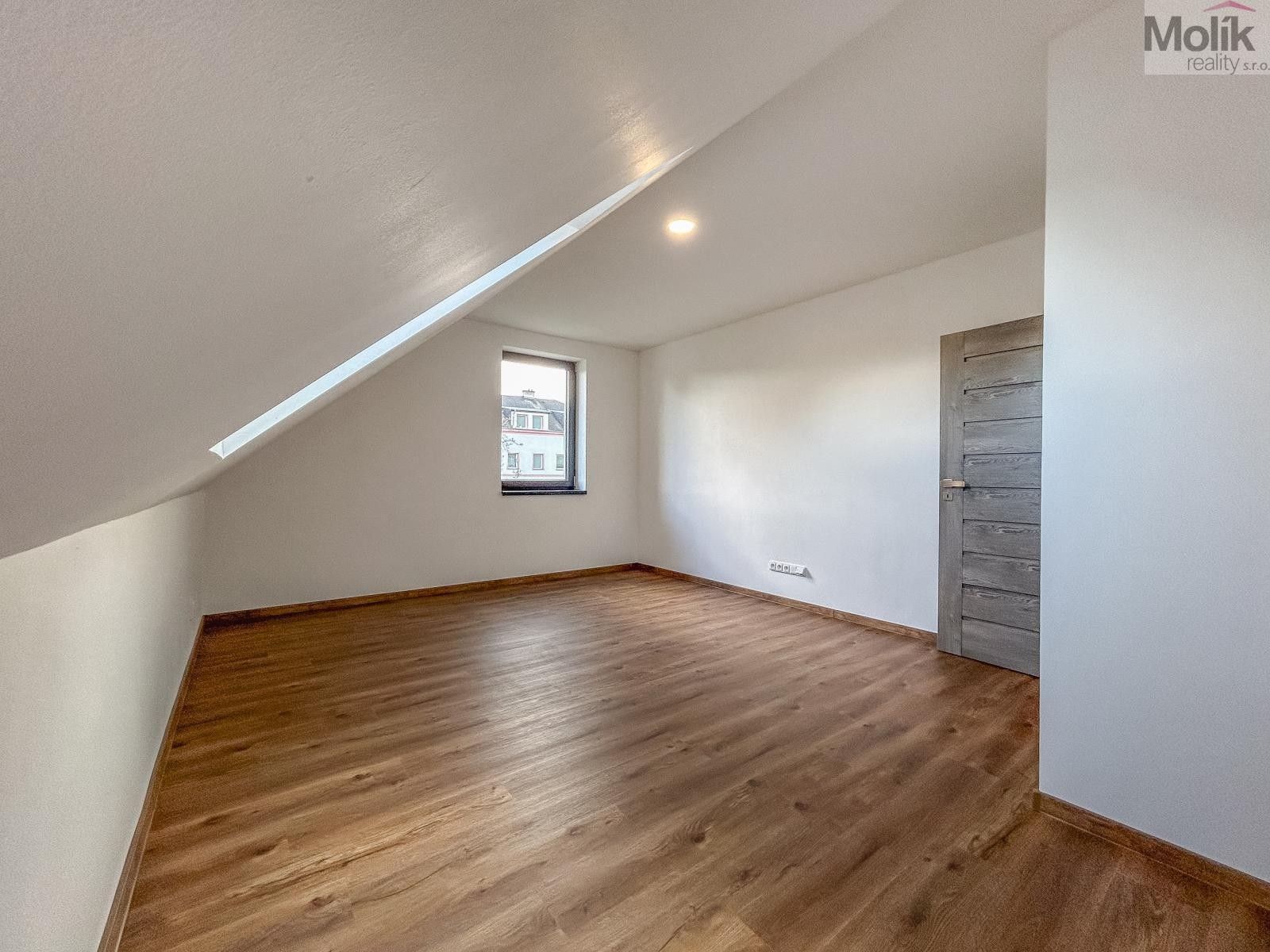 Pronájem domu 160 m² - foto 20