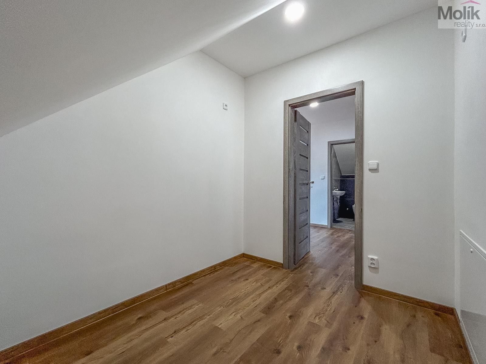 Pronájem domu 160 m² - foto 23