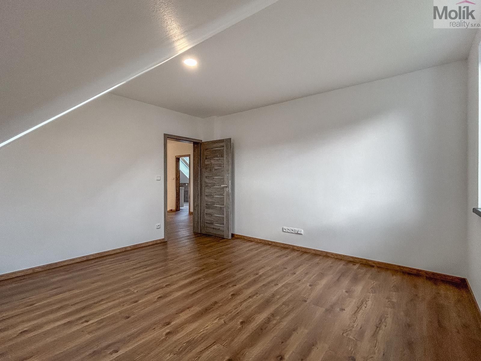 Pronájem domu 160 m² - foto 22