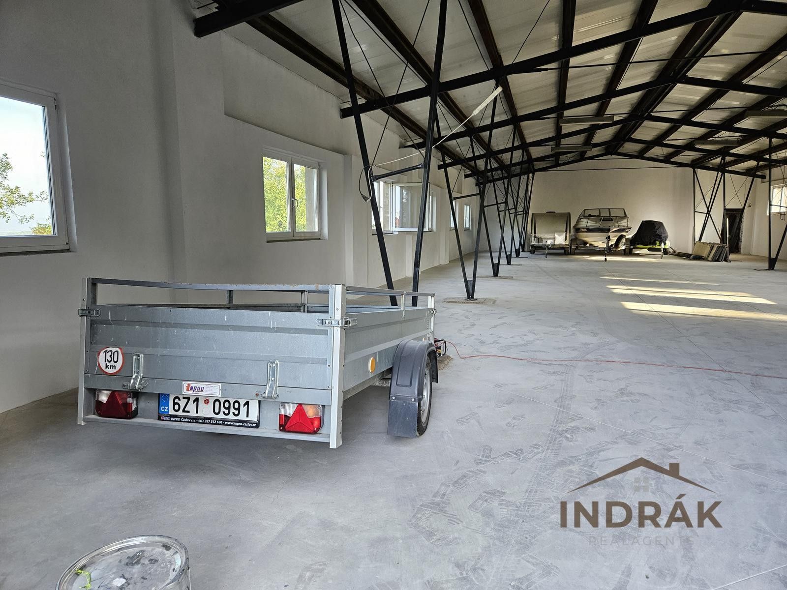 Pronájem nemovitosti 347 m² - foto 3