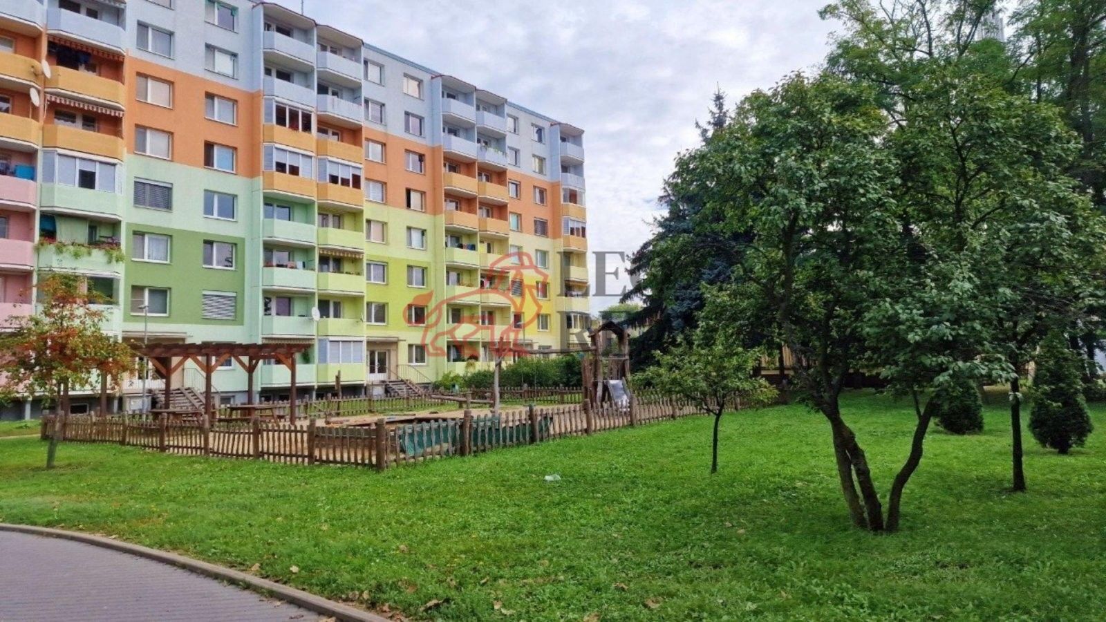 Pronájem bytu 3+1 73 m² - foto 1