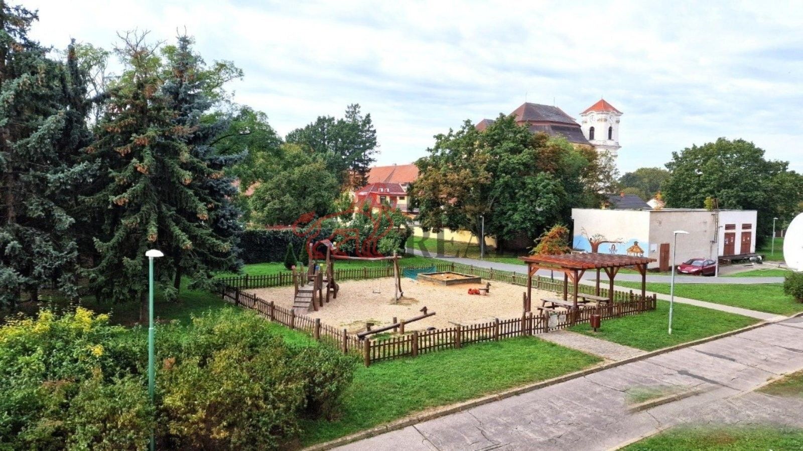 Pronájem bytu 3+1 73 m² - foto 13