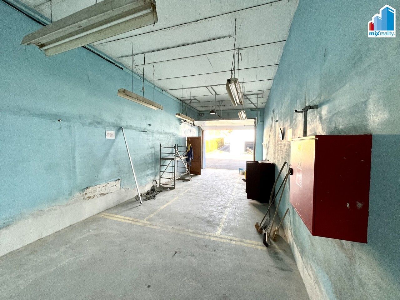 Pronájem komerčního prostoru 797 m² - foto 8