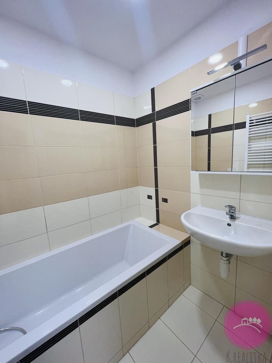Pronájem bytu 2+1 55 m² - foto 5