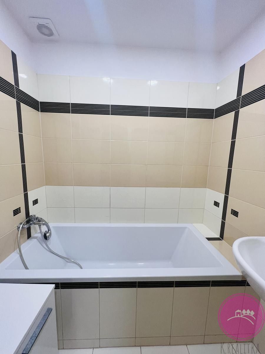 Pronájem bytu 2+1 55 m² - foto 6