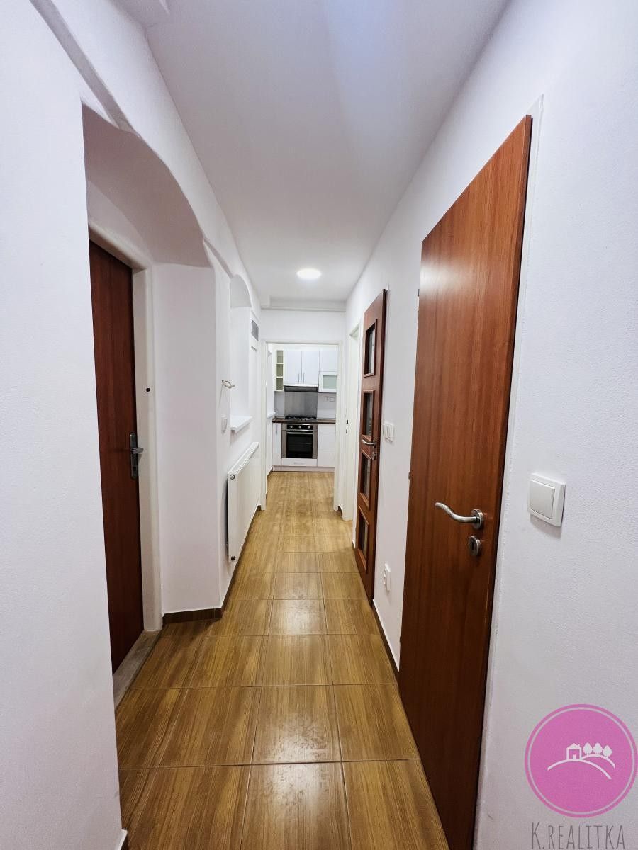 Pronájem bytu 2+1 55 m² - foto 7