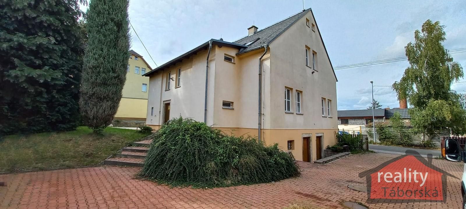 Pronájem nemovitosti 305 m² - foto 3