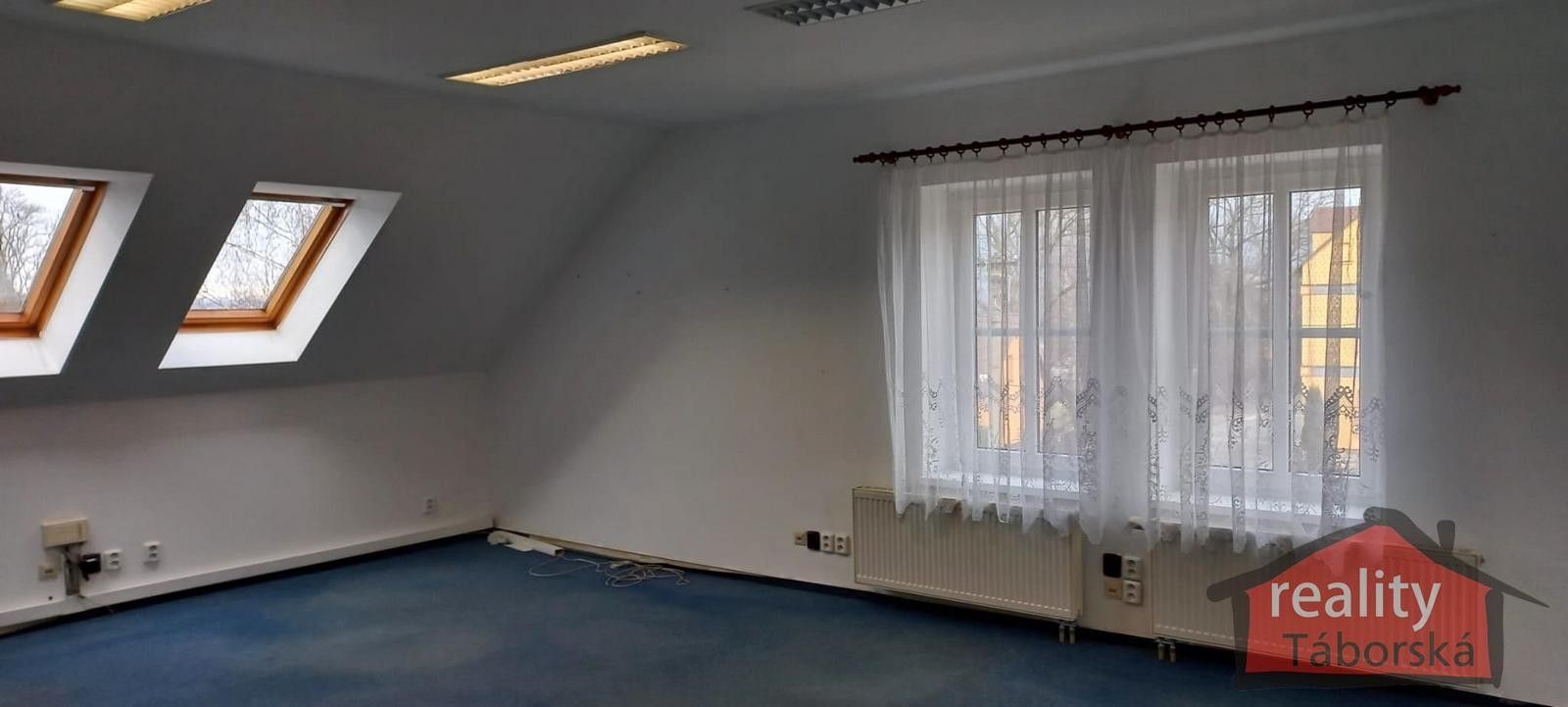 Pronájem nemovitosti 305 m² - foto 14