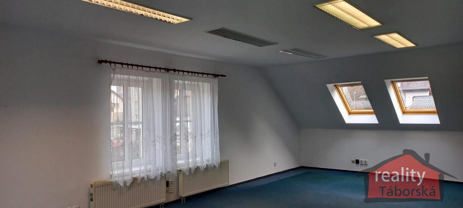 Pronájem nemovitosti 305 m² - foto 15