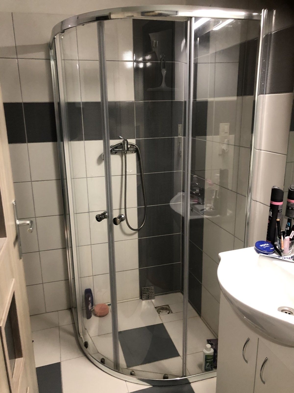 Pronájem bytu 1+1 36 m² - foto 4
