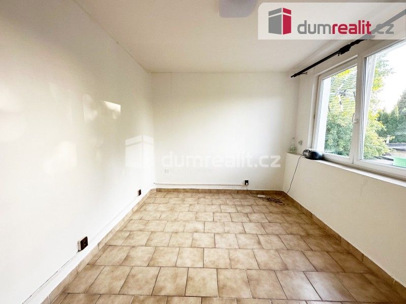 Pronájem bytu 2+1 60 m² - foto 5