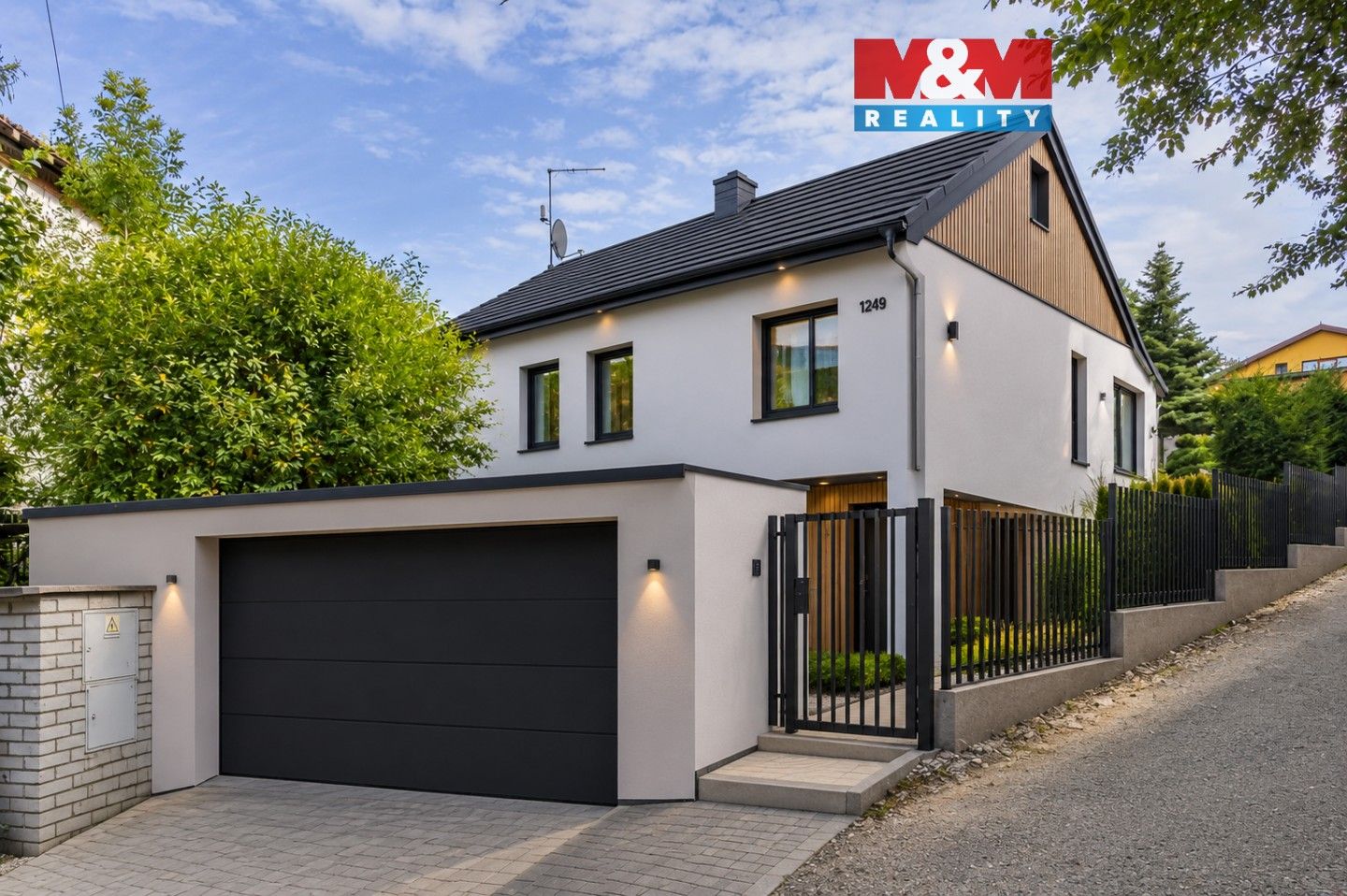 Prodej domu 160 m² - foto 1