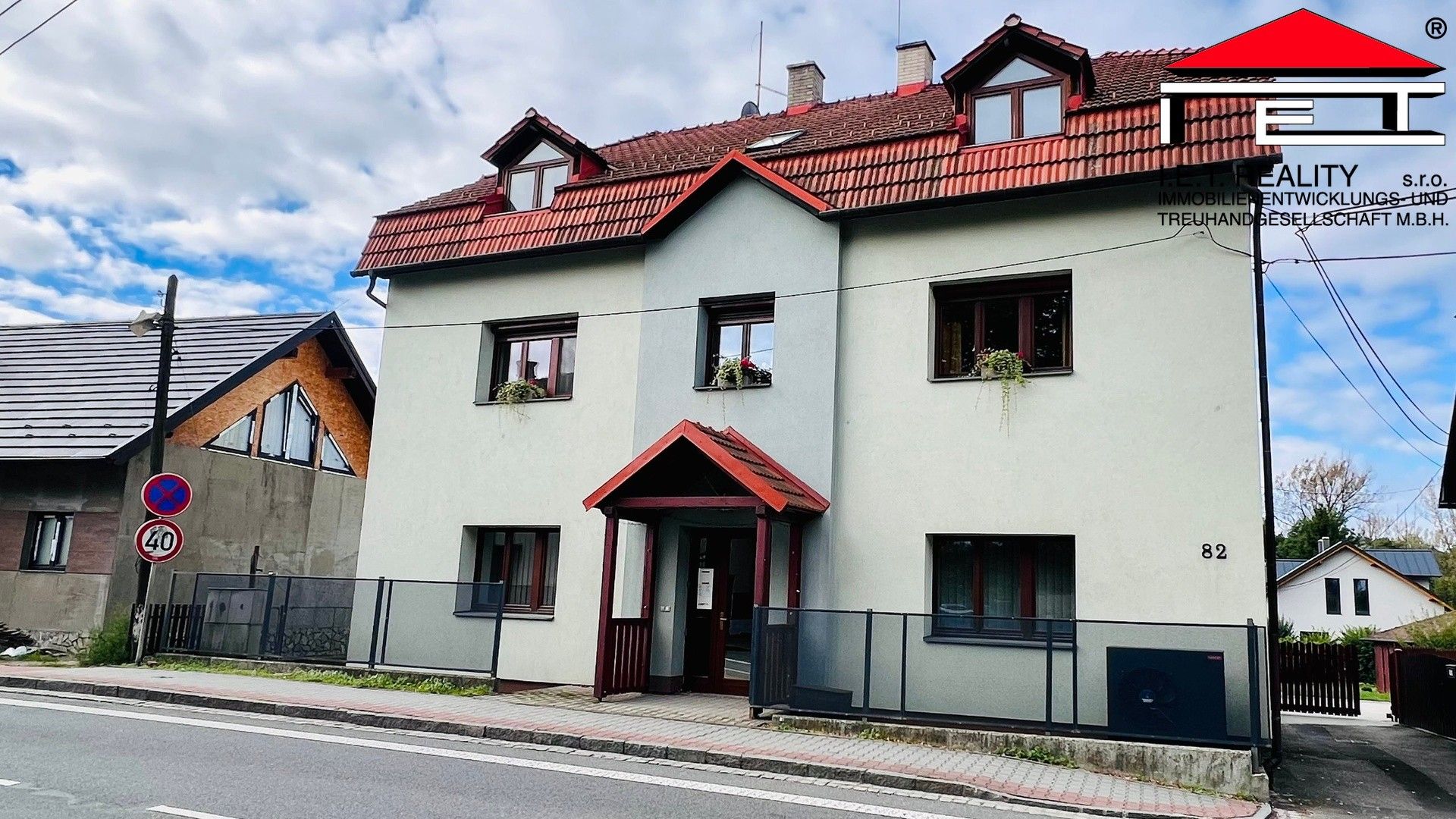 Pronájem komerčního prostoru 84 m² - foto 2