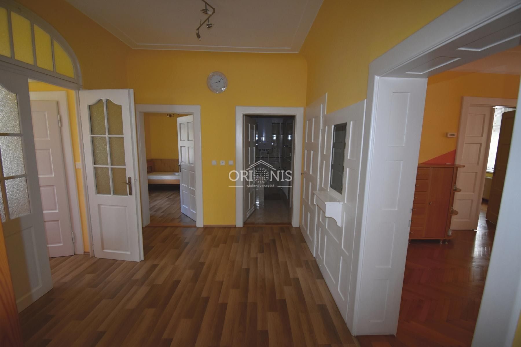 Pronájem bytu 4+1 132 m² - foto 6
