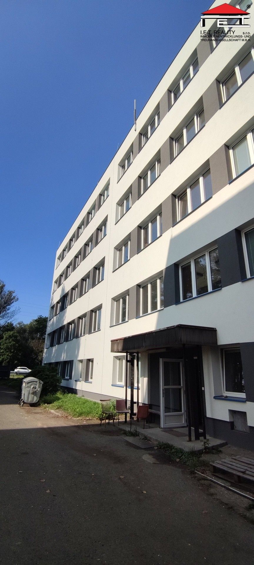 Pronájem komerčního prostoru 600 m² - foto 4