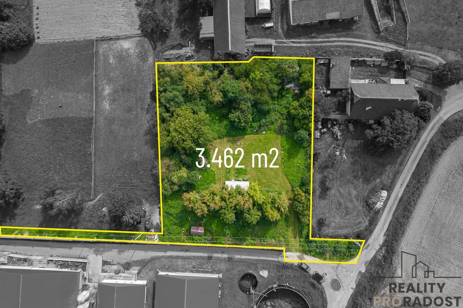 Prodej pozemku 3462 m² - foto 1