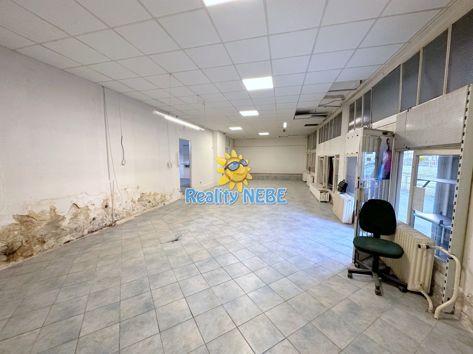 Pronájem komerčního prostoru 164 m² - foto 4