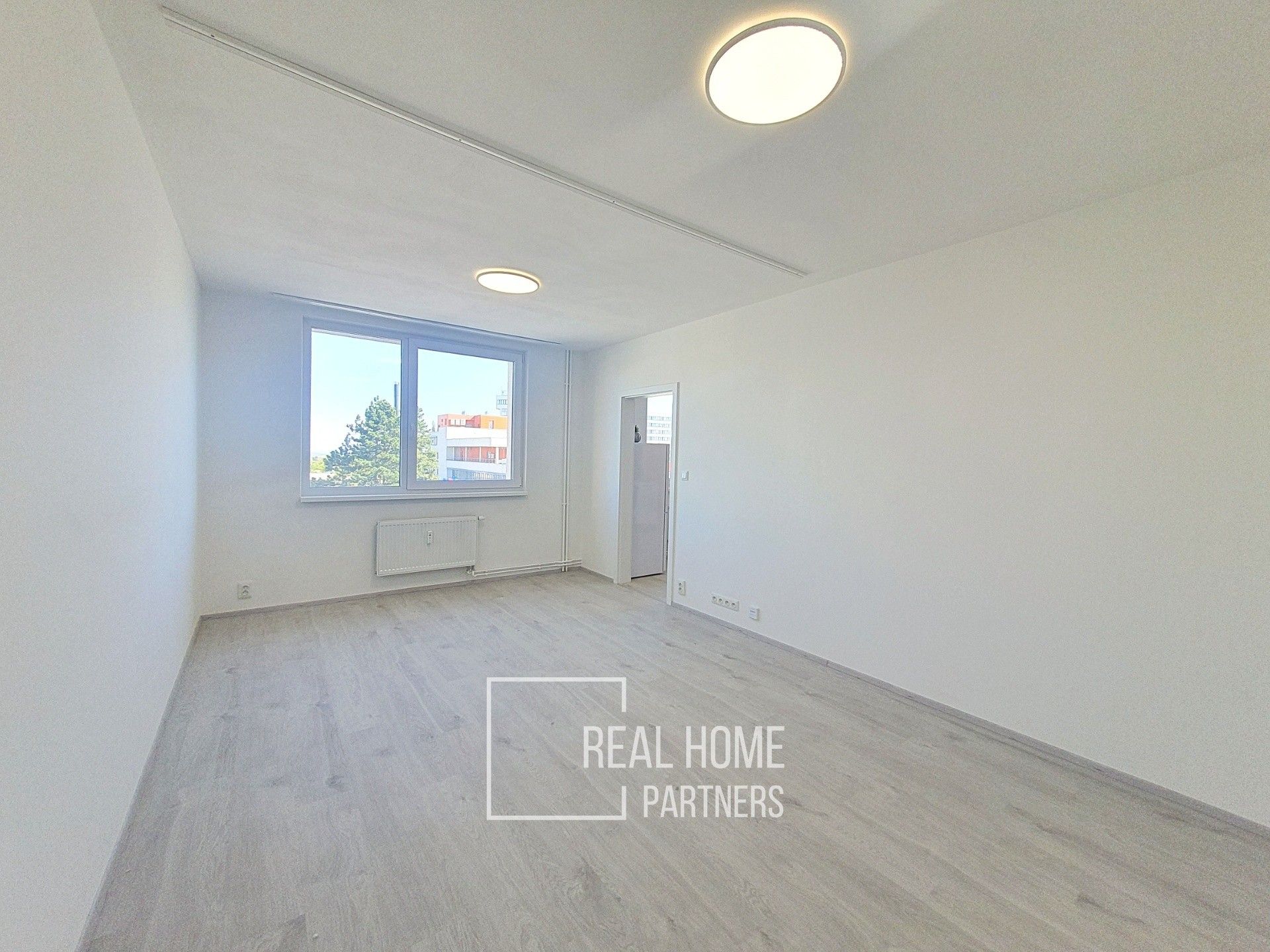 Pronájem bytu 1+1 40 m² - foto 2