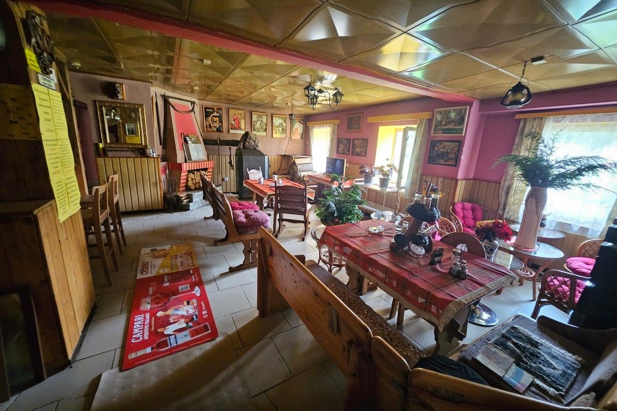 Prodej komerčního prostoru 453 m² - foto 19