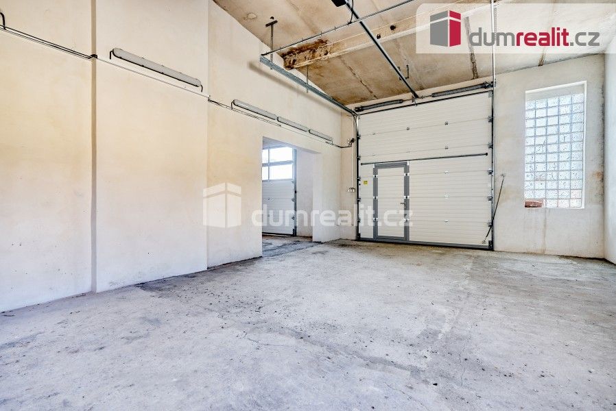 Prodej komerčního prostoru 2500 m² - foto 13