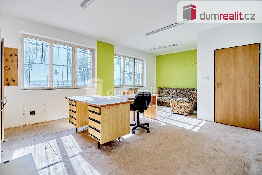 Prodej komerčního prostoru 2500 m² - foto 19
