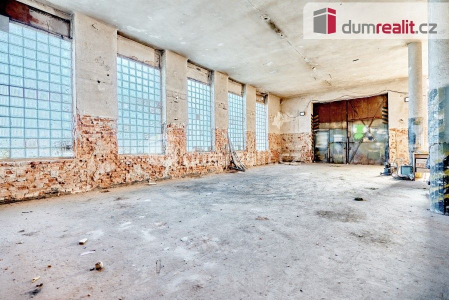 Prodej komerčního prostoru 2500 m² - foto 20