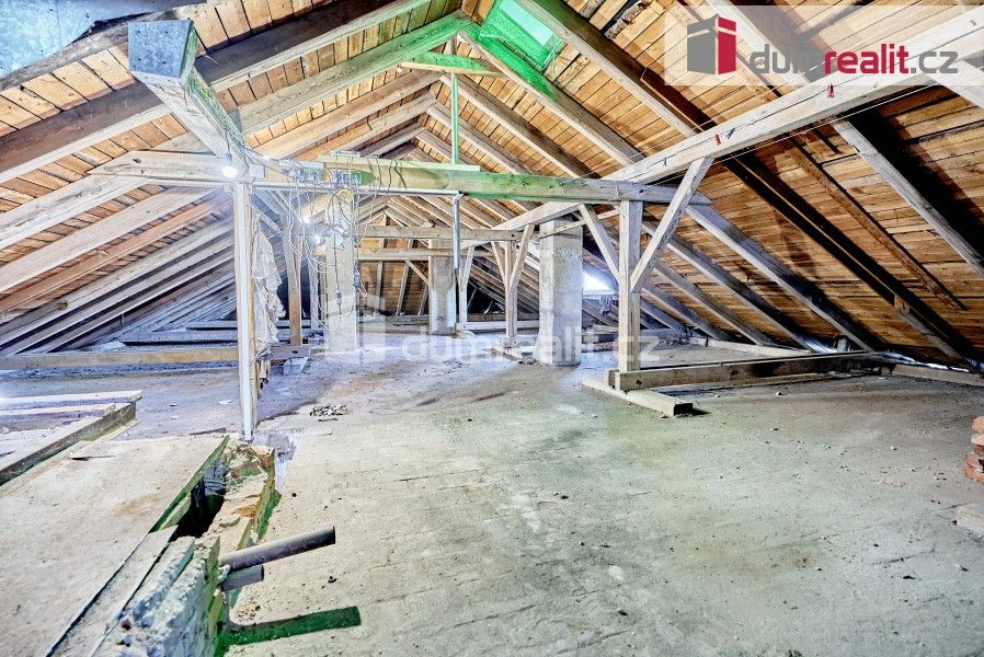 Prodej komerčního prostoru 2500 m² - foto 23