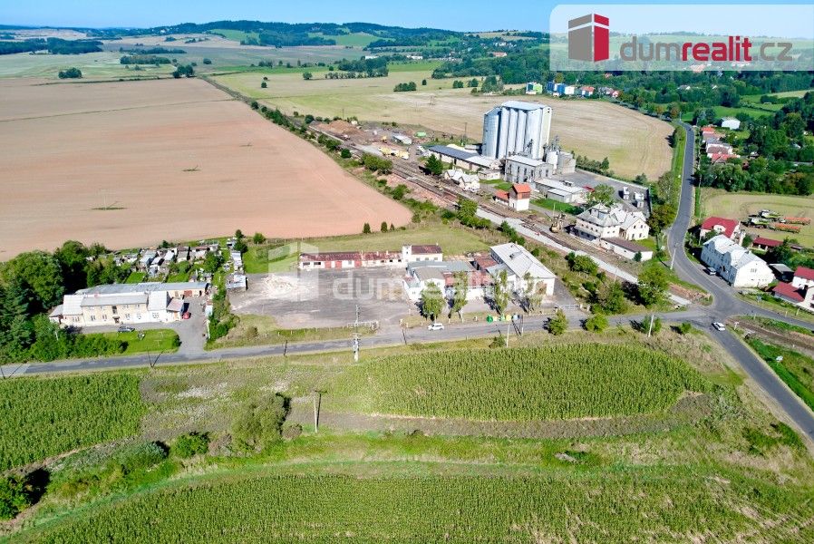 Prodej komerčního prostoru 2500 m² - foto 27