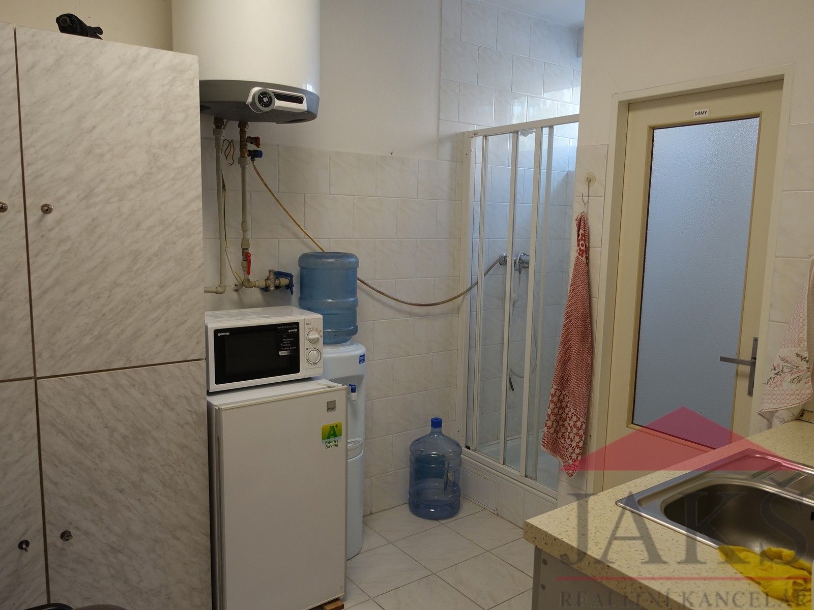 Pronájem komerčního prostoru 238 m² - foto 16
