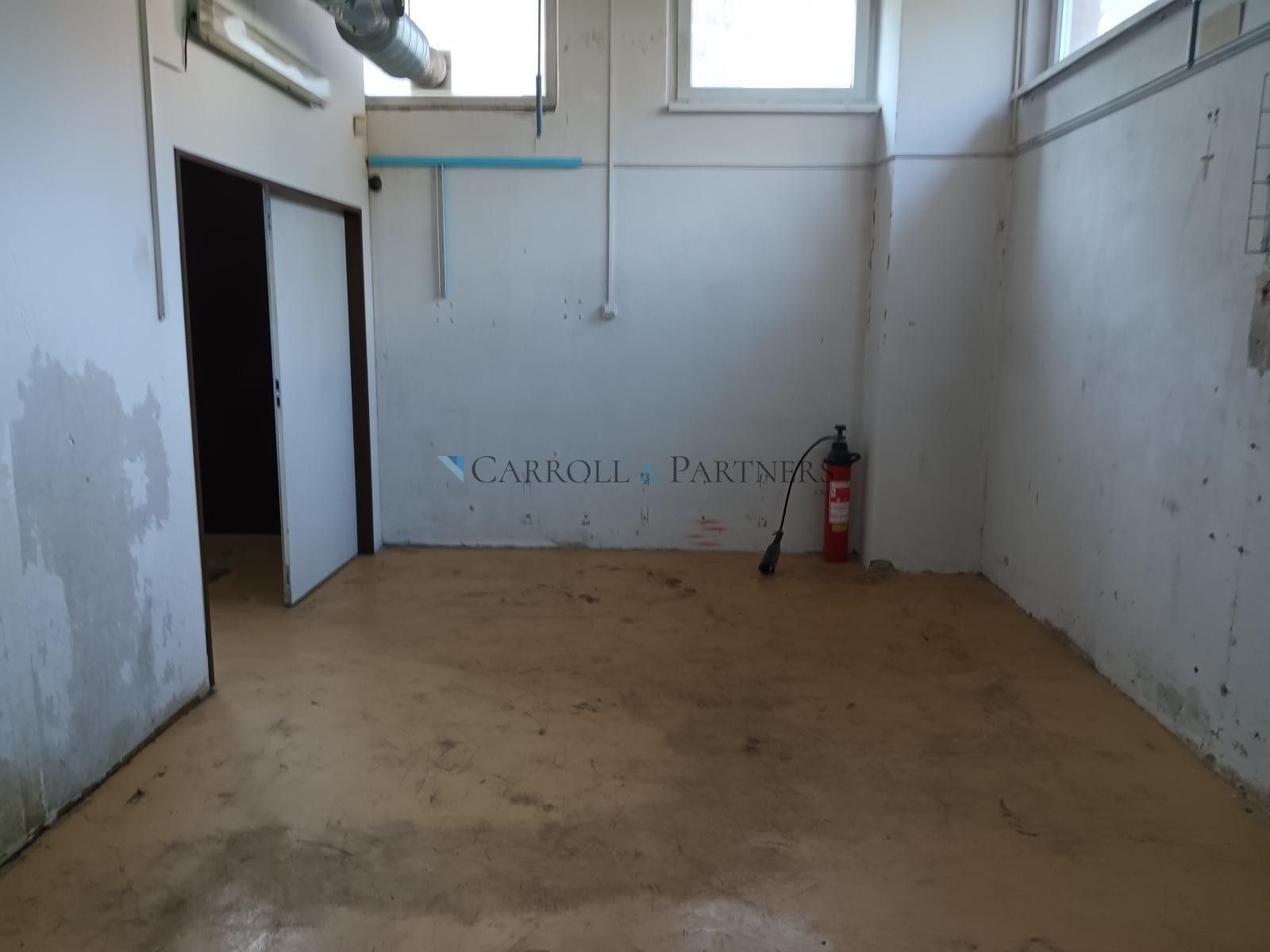 Pronájem komerčního prostoru 21 m² - foto 4