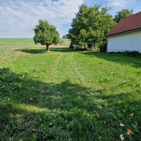 Prodej pozemku 1042 m² - foto 1