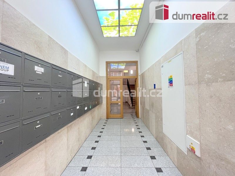 Pronájem komerčního prostoru 24 m² - foto 15