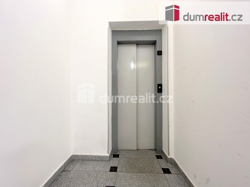 Pronájem komerčního prostoru 24 m² - foto 17