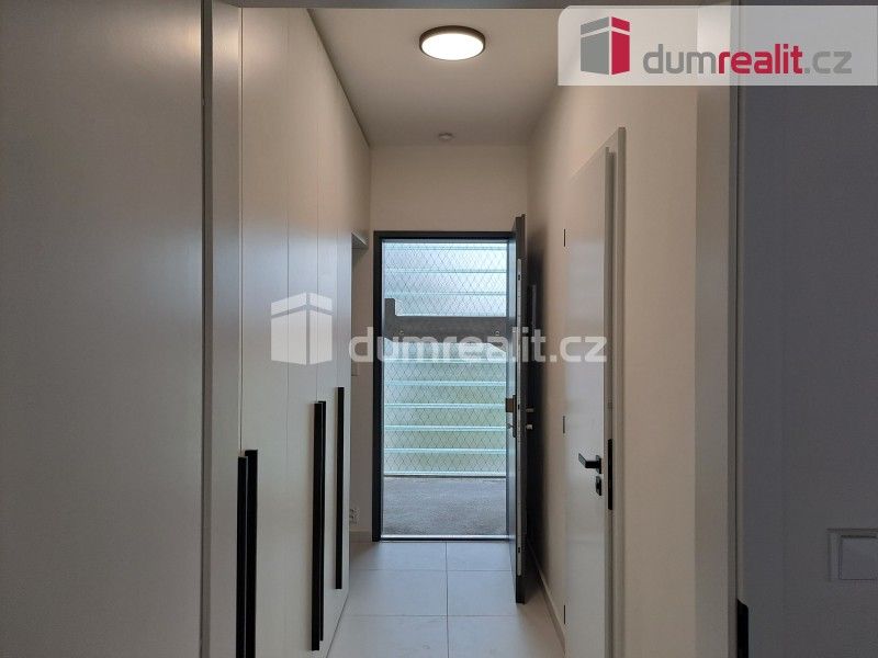 Pronájem bytu 1+kk 35 m² - foto 4