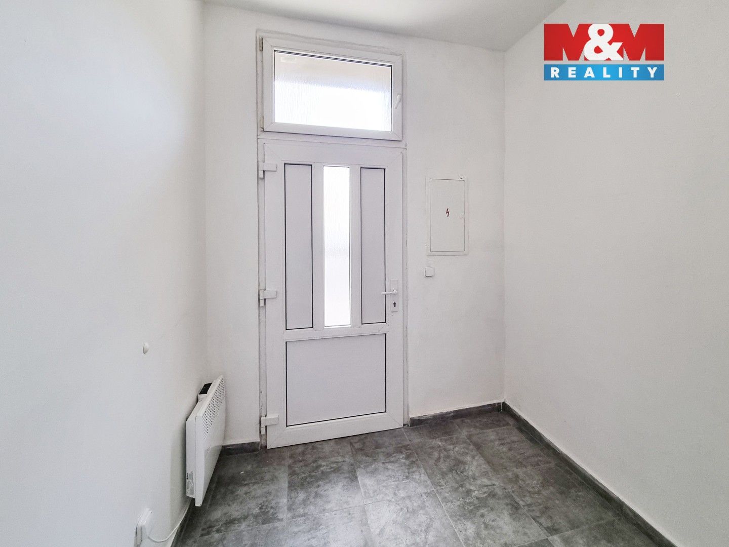 Pronájem bytu 1+1 38 m² - foto 6