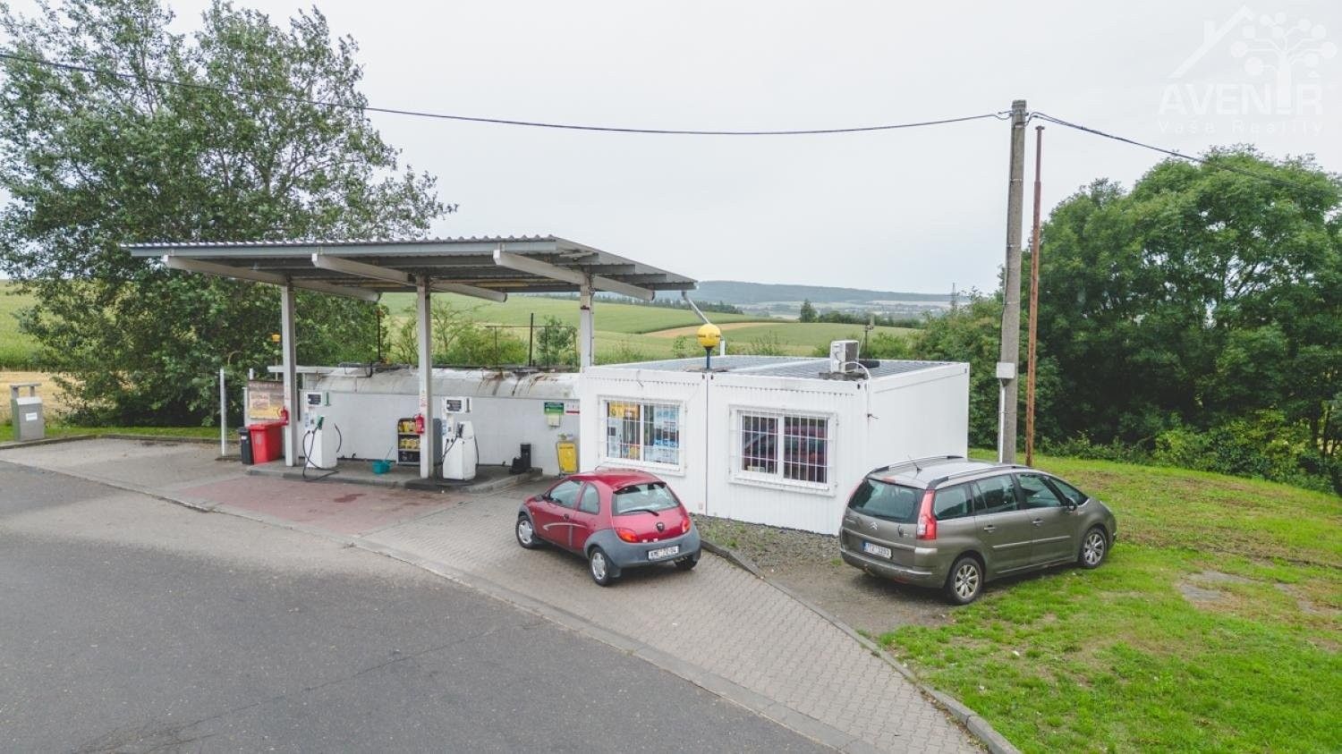Prodej komerčního prostoru 63 m² - foto 4