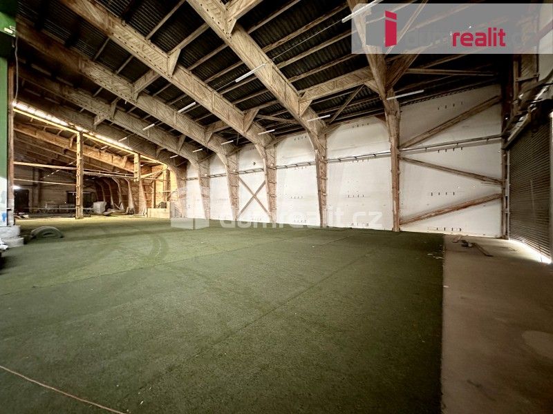 Pronájem komerčního prostoru 3636 m² - foto 1