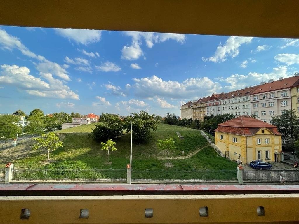 Pronájem bytu 2+kk 60 m² - foto 8