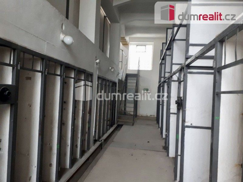Prodej nemovitosti 190 m² - foto 18