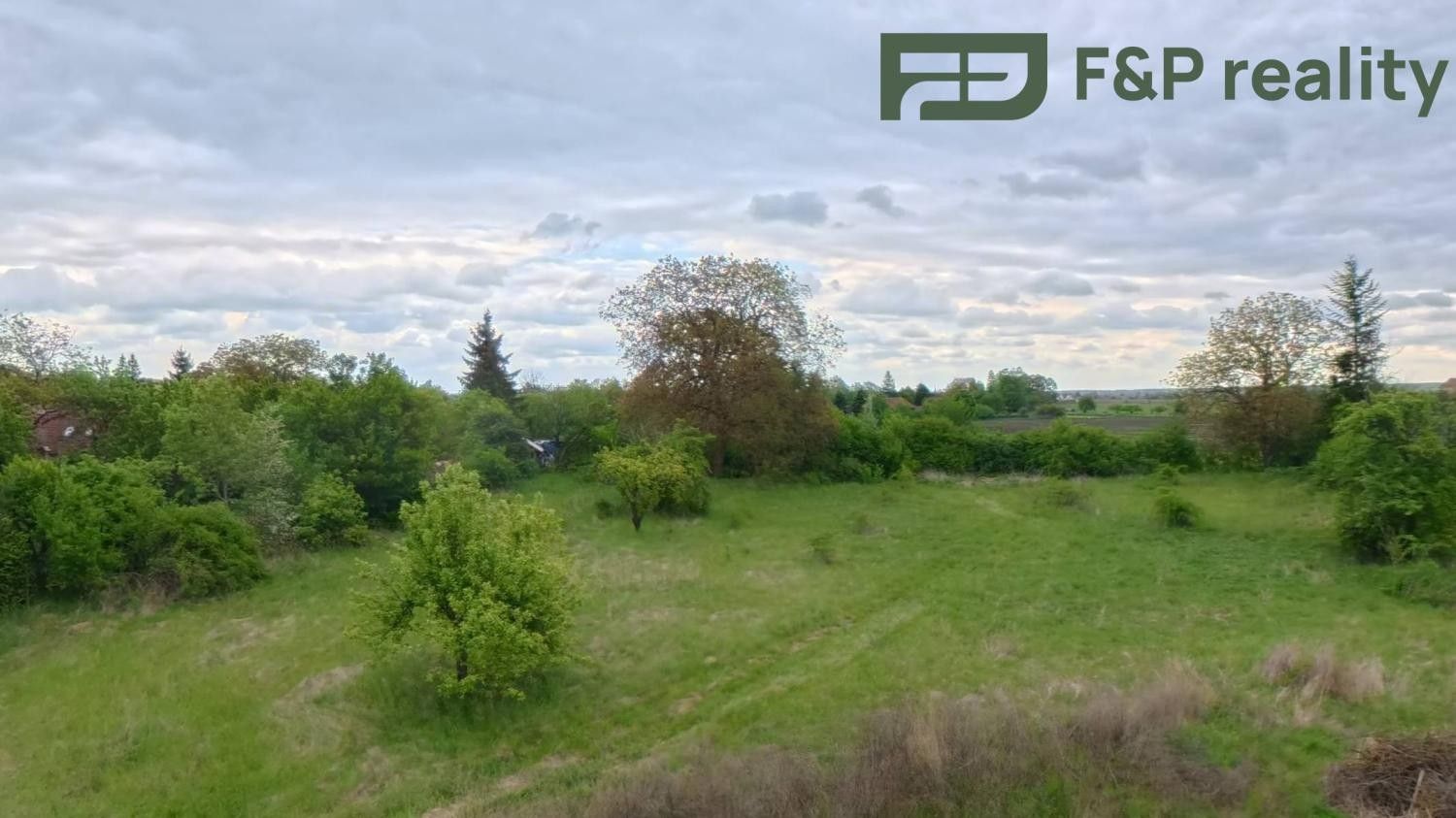 Prodej pozemku 995 m² - foto 5