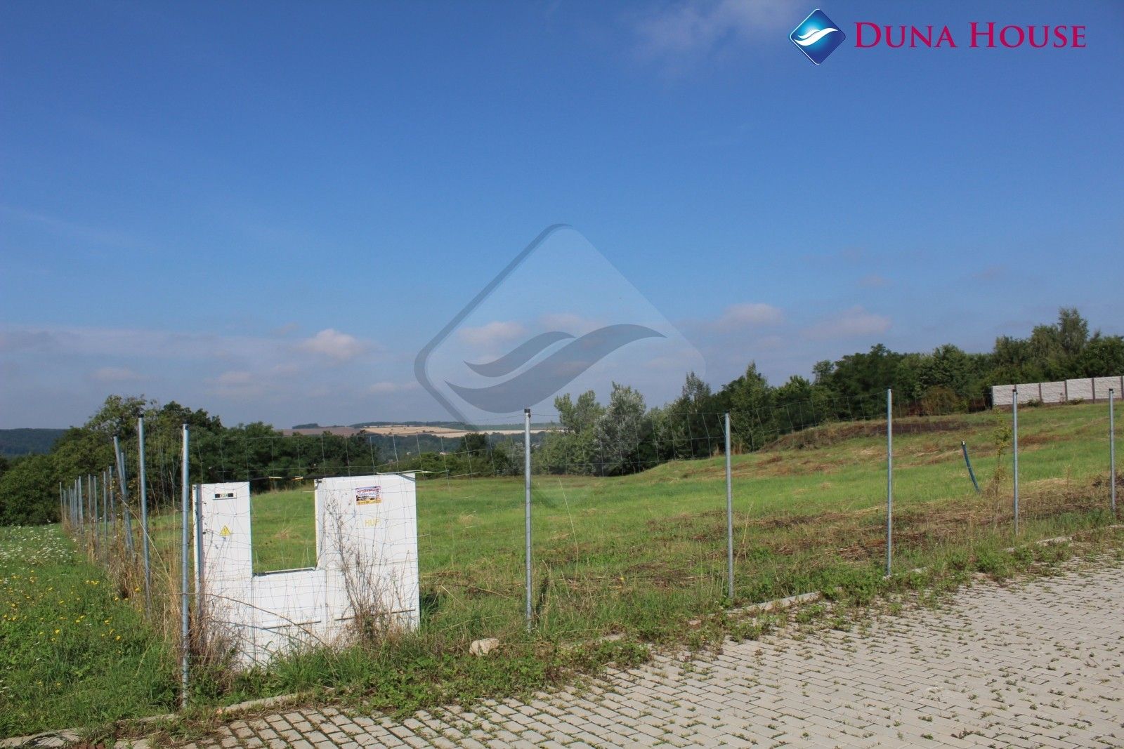 Prodej pozemku 1854 m² - foto 2
