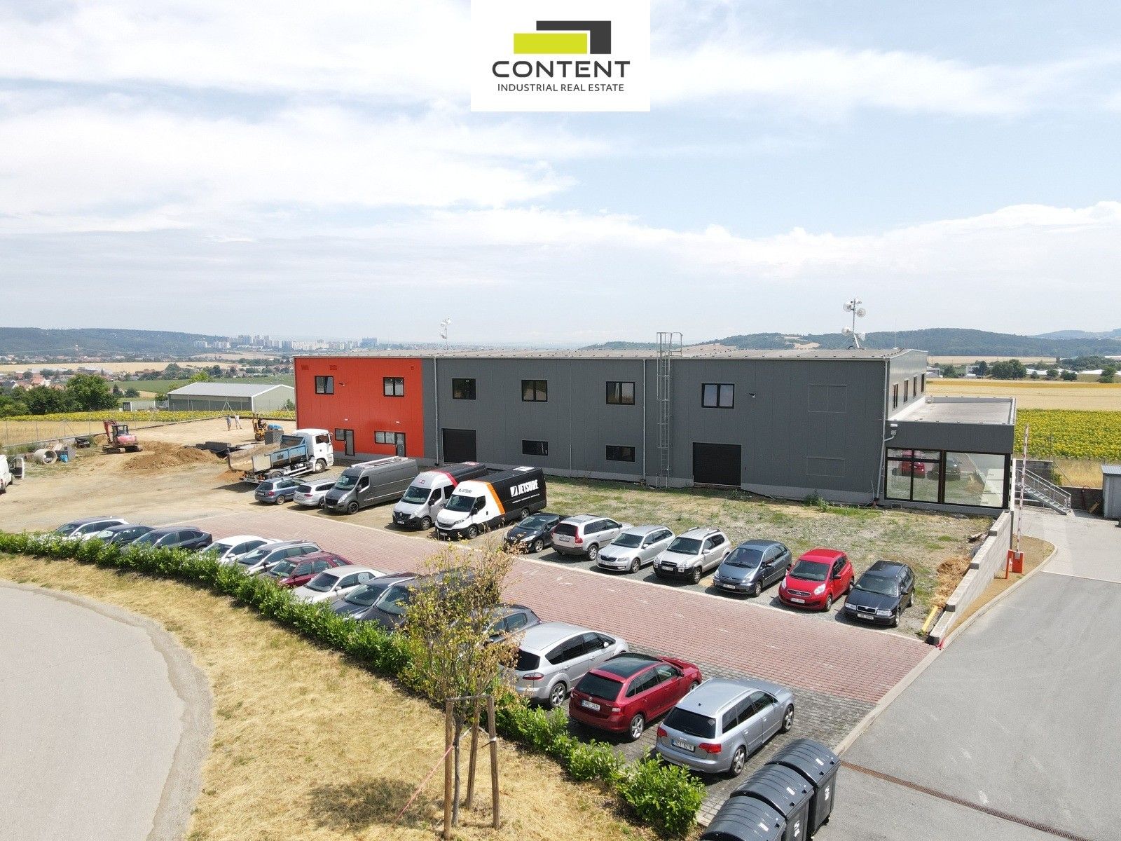 Pronájem komerčního prostoru 1838 m² - foto 3